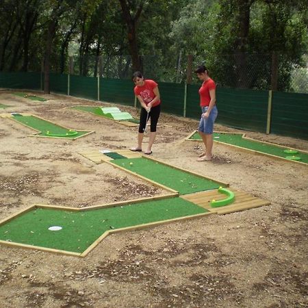 Bassegoda Park Albanya Extérieur photo